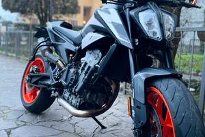 KTM 790 Duke