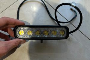 Faretto LED moto con interruttore