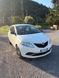 Lancia Ypsilon 1.2 69CV gold 54.000 km