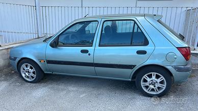 Ford fiesta zetec 2002