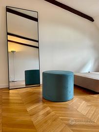 Pouf in alcantara nuovo appena consegnato