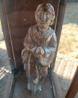 statua in legno 