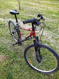 Bicicletta MTB / Touring