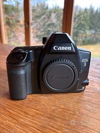 Canon EOS 3 analogica