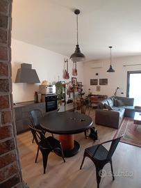 Bilocale arredato con ampia terrazza