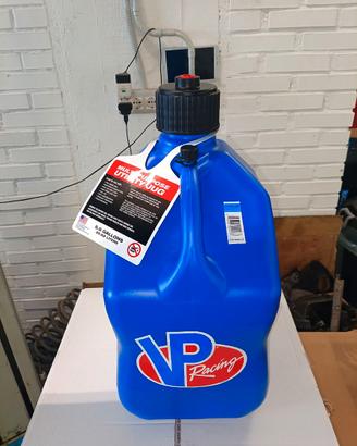 Tanica Benzina VP Racing Incluso di Tubo Deluxe