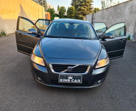 Volvo V50 D2 R-design