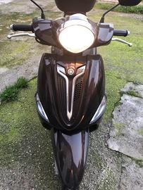 Scooter yamah d’elight 125 anno 2015