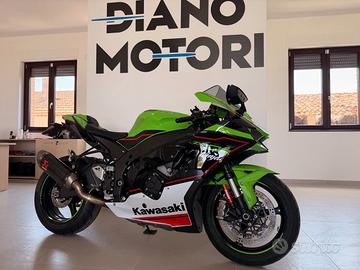 Kawasaki Ninja ZX - 10 R PERFORMANCE
