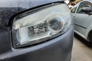 NISSAN QASHQAI 2010 - FARO ANTERIORE SINISTRO