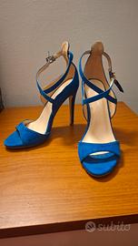 Sandali blu elettrico con tacco a spillo