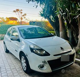 Renault Clio 1.2 com impianto gpl