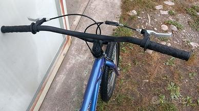 BMX Mongoose Boller Pro 20"