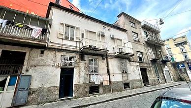Ad. Via Foria - app.to LOCATO