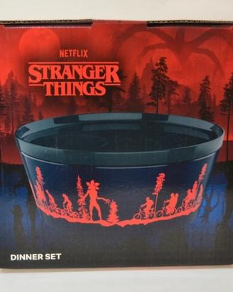 Dinner set stranger things 