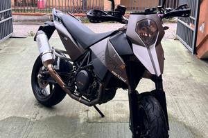 Ktm 690 sm prestige
