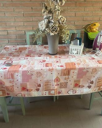 Tavolo allungabile con 4 sedie