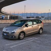 Peugeot 5008 1.6 hdi
