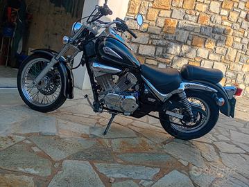 Suzuki vl 250 intruder