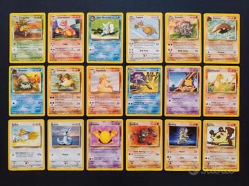 Lotto 34 carte Pokemon set Legendary Collection