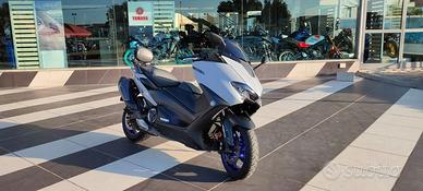 Yamaha T Max 560