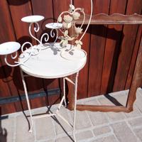 Oggetti d'arredo  in blocco. 