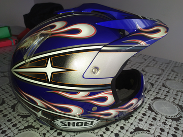 Casco shoei