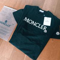 t-shirt moncler