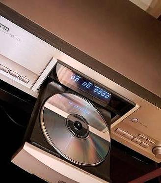 𝙋𝙄𝙊𝙉𝙀𝙀𝙍 CD Audiophile PD-s06