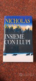 libro insieme con i lupi