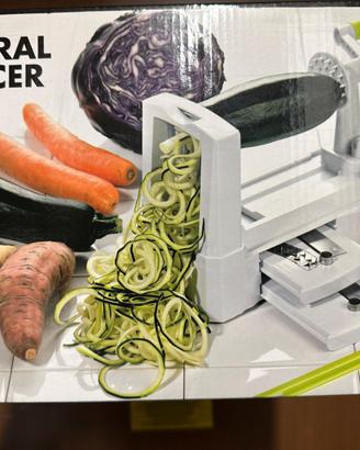 TAGLIA VERDURE con 3 lame affetta e crea spirali