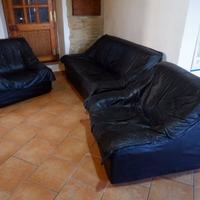 Divano 3 posti + due poltrone in vera pelle