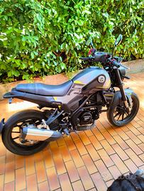 Benelli Leoncino 250