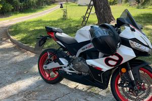 Aprilia RS457