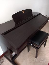 Pianoforte digitale Yamaha Clavinova CVP-301