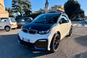 BMW i3s