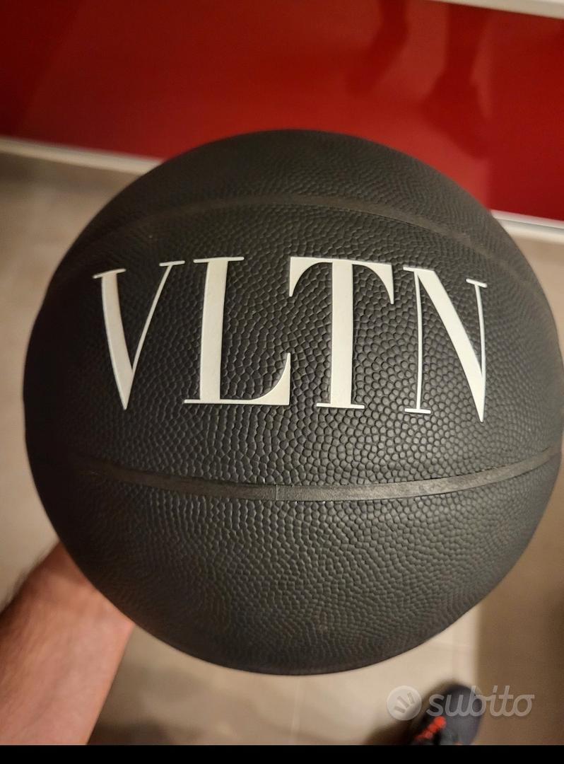 激安ブランド 【新品】Valentino spalding バスケットボール SPALDING ...