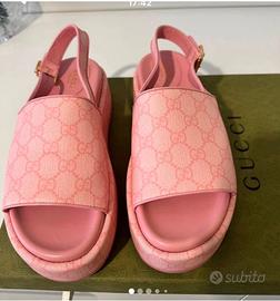Sandali slider con plateau donna Gucci.