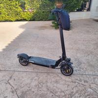 monopattino elettrico 