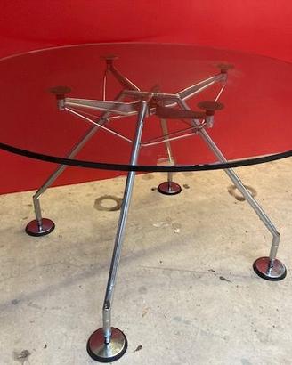 Tavolo tondo NOMOS Design cristallo diam. 120 cm.