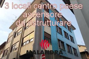 Attico / Mansarda di 85 m² con 3 locali a Oleggio