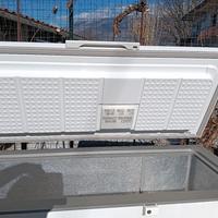 congelatore a pozzetto 