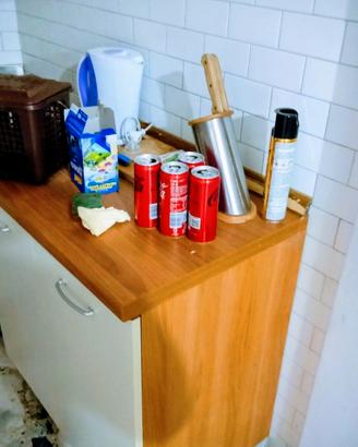 Mobiletto da cucina sala ottimoo pront utilizzo 
