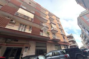 3 LOCALI A GIOIA DEL COLLE