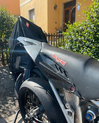 Parti in carbonio SXV 550