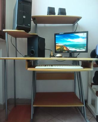 PC Desktop completo + Scrivania