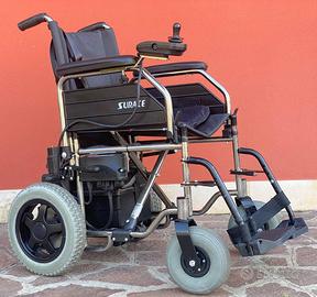 Carrozzina elettrica pieghevole come nuova