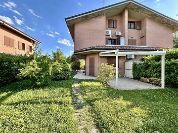 Villa bifamiliare San Lazzaro di Savena [E12VRG]
