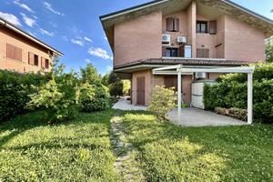 Villa bifamiliare San Lazzaro di Savena [E12VRG]