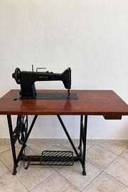 Macchina da cucire vintage